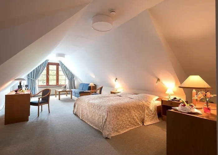 Kleinhuis Mellingburger Schleuse 4* Hamburg-Harburg