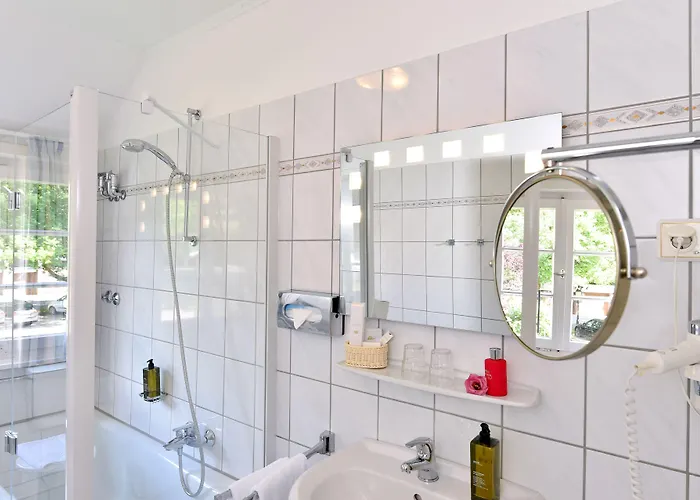 Kleinhuis Mellingburger Schleuse Hotel 4*