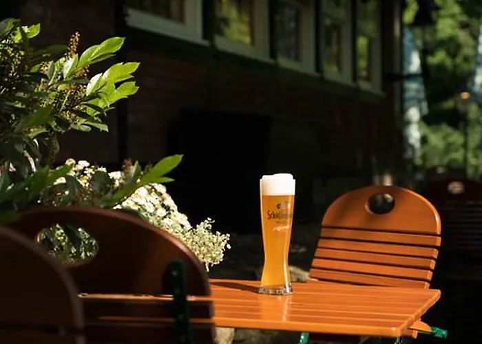 Kleinhuis Mellingburger Schleuse Hotel Hamburg-Harburg