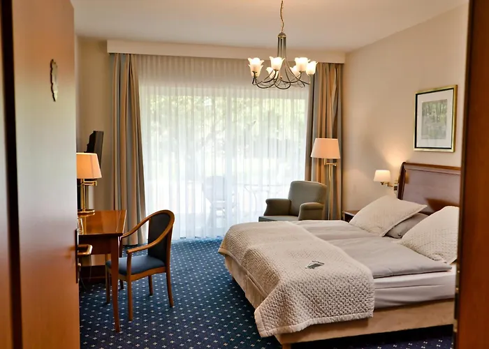 Kleinhuis Mellingburger Schleuse Hotel Hamburg-Harburg