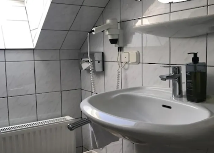 Kleinhuis Mellingburger Schleuse Hotel Hamburg
