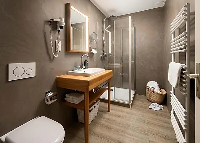 Kleinhuis Mellingburger Schleuse Hotel 4*