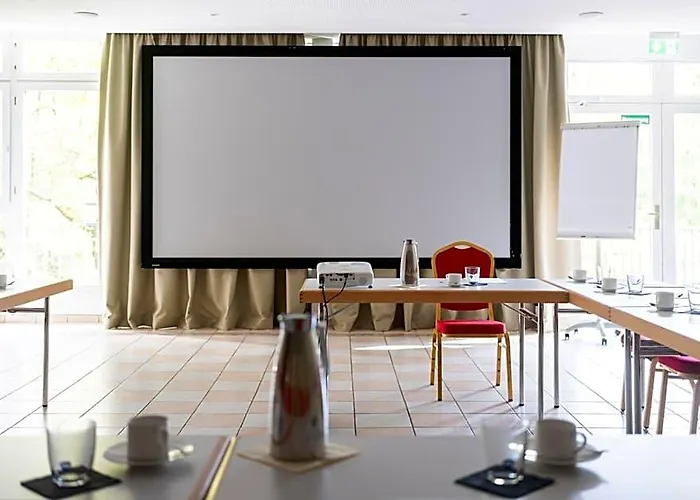 Hotel Kleinhuis Mellingburger Schleuse 4*