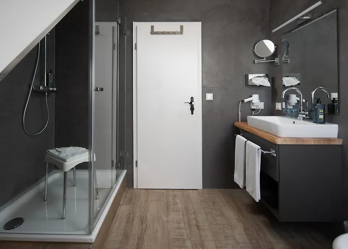 Hotel Kleinhuis Mellingburger Schleuse 4*